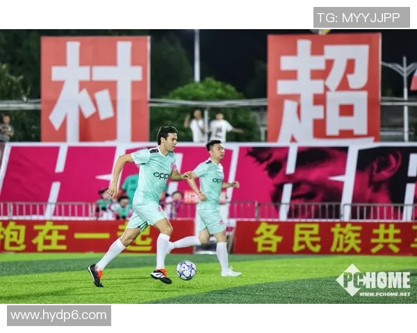 帕尼尼推出卡卡女足球星收藏册 展现传奇球员风采与历史荣耀